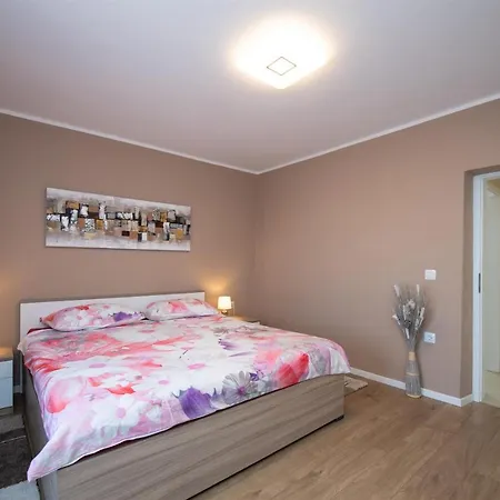 Apartmán Carmen *