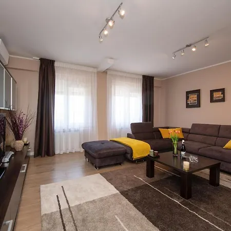 Διαμέρισμα Carmen Οπατία