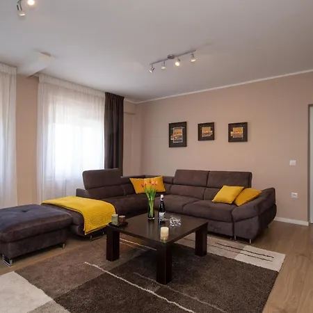 Carmen Апартаменты